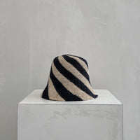 Cyla Bucket Hat - Black & Natural