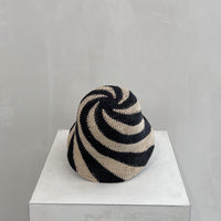 Cyla Bucket Hat - Black & Natural