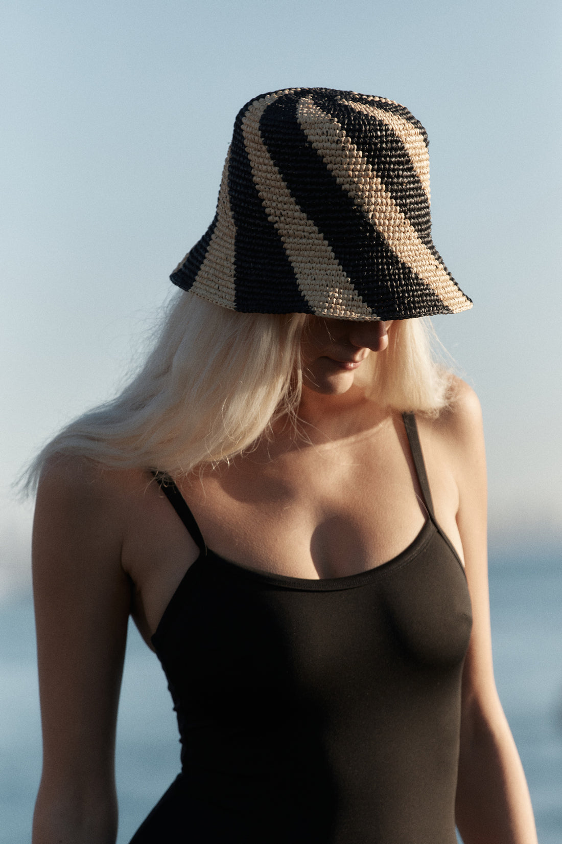Cyla Bucket Hat - Black & Natural