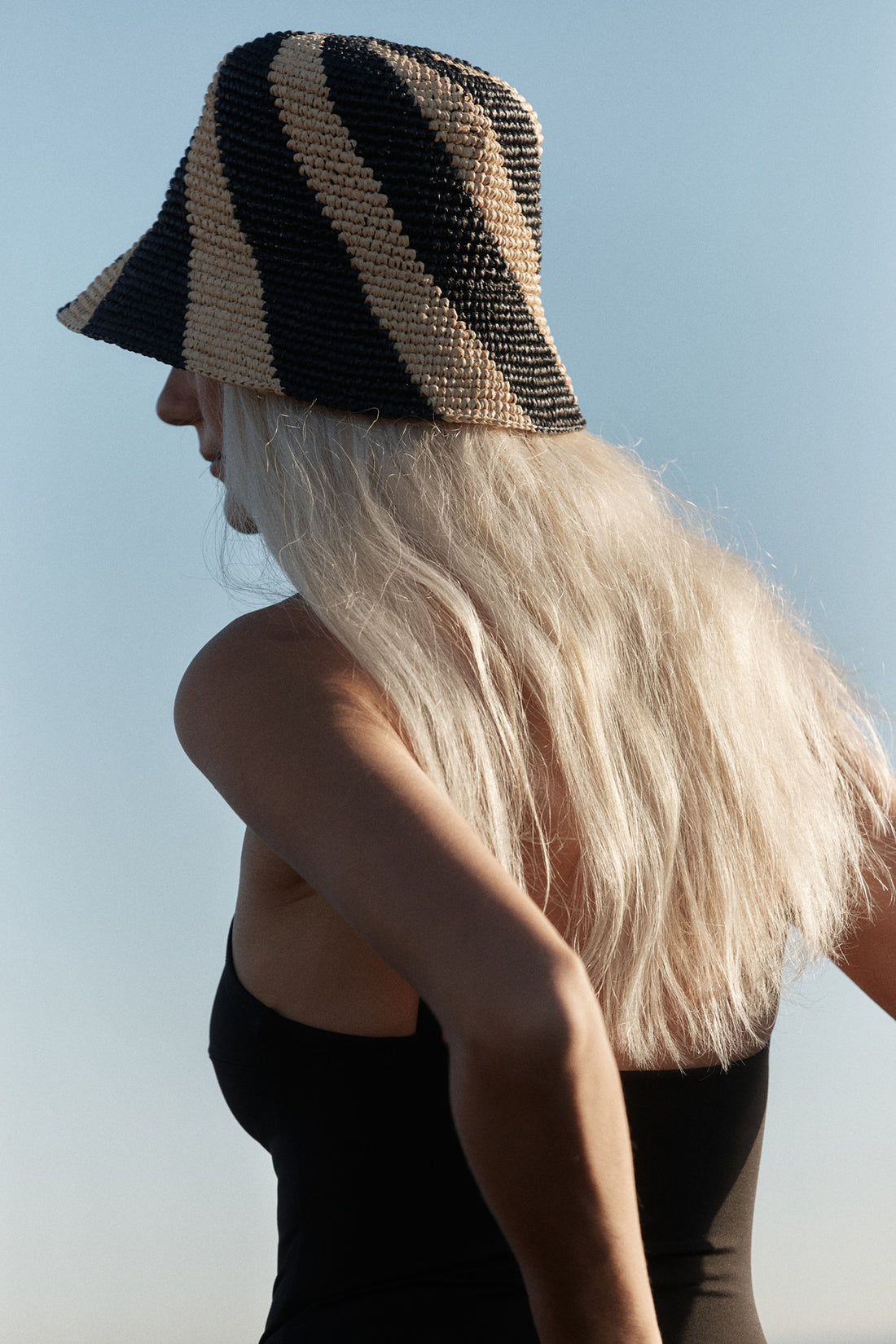 Cyla Bucket Hat - Black & Natural