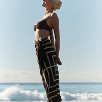 Krys Sarong - Umber & Cream