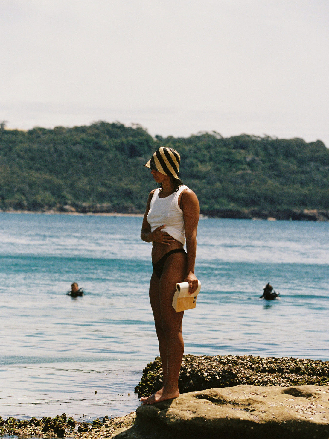 Cyla Bucket Hat - Black & Natural