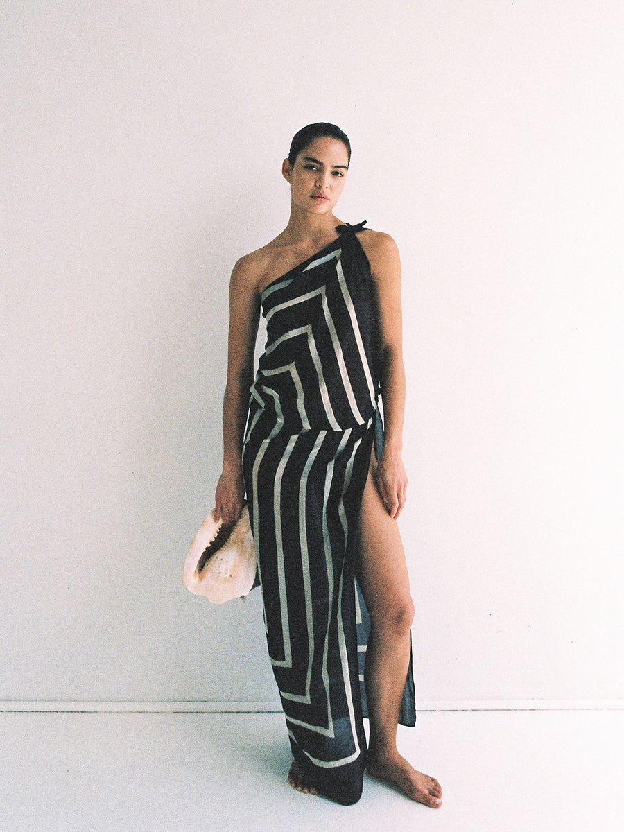 Krys Sarong - Umber & Cream