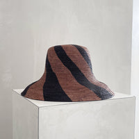 Amira Bucket Hat - Coffee & Black Spiral